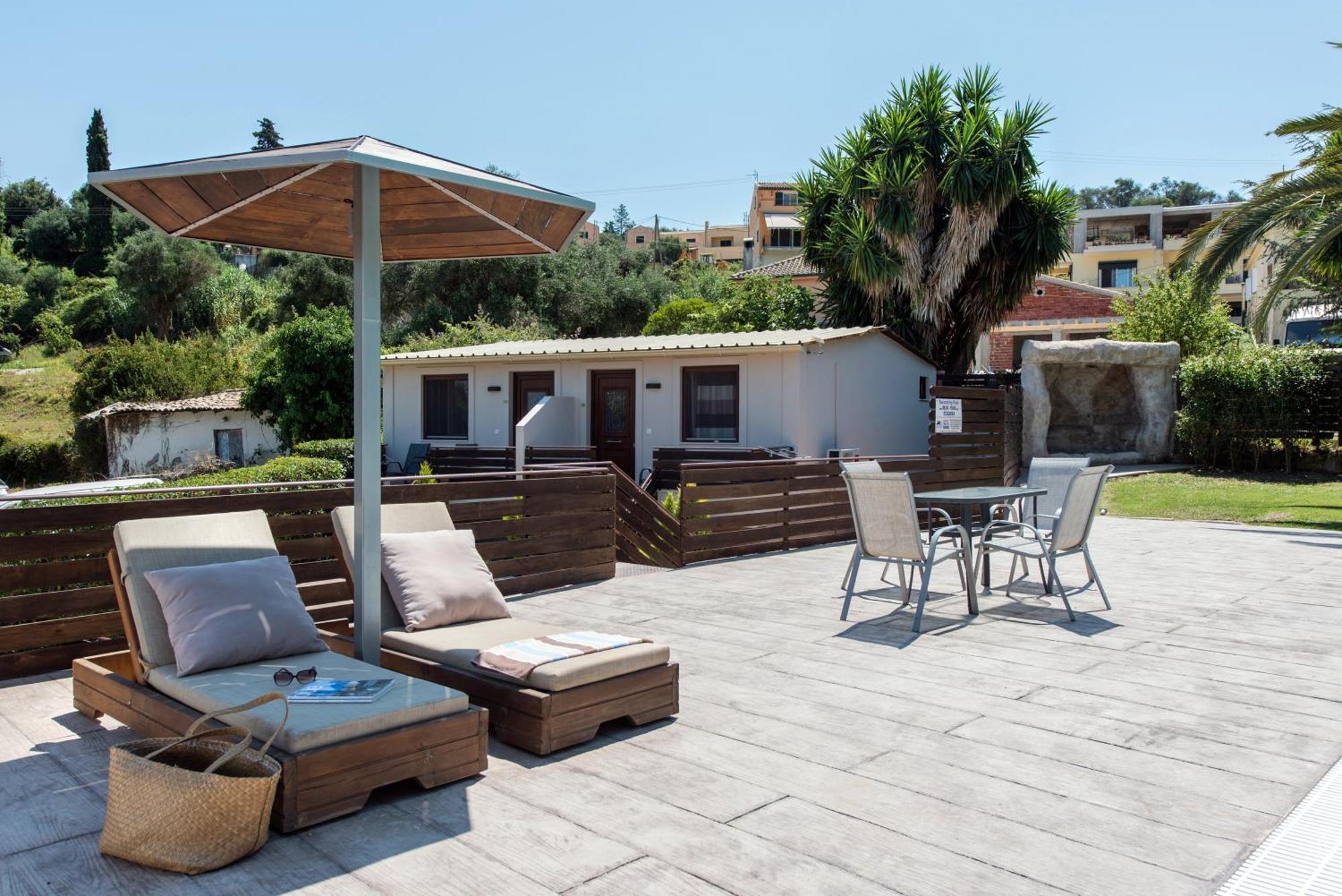 Anita Hotel Перама Екстериор снимка